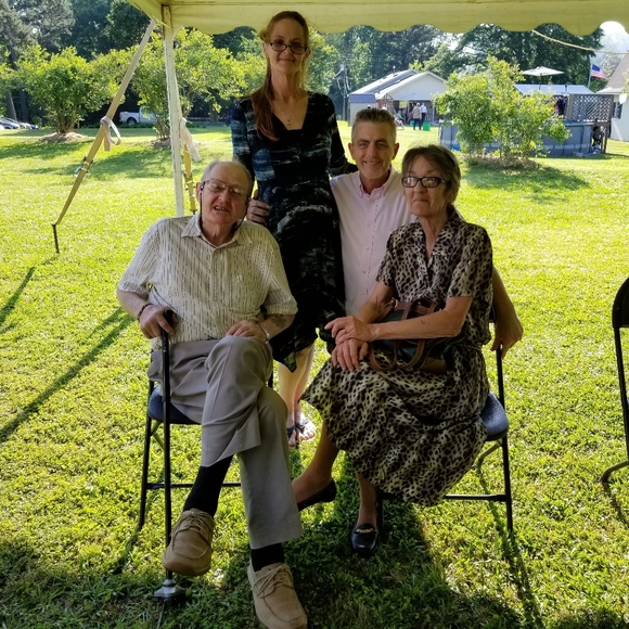 Meet your Posher, Nicki - Picture 5 of 7